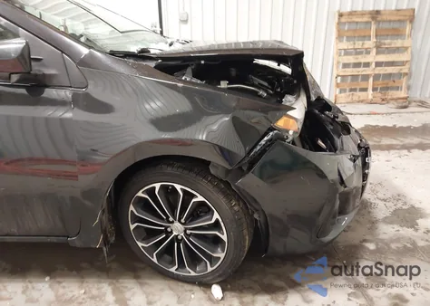 2015 Toyota Corolla S Plus z USA, uszkodzony, nr VIN 2T1BURHE0FC345545